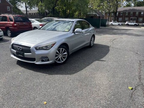 2015 Infiniti Q50 AWD photo