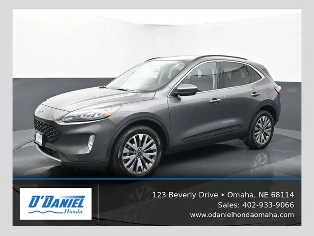 2022 Ford Escape Titanium AWD photo