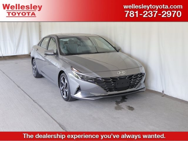 2022 Hyundai Elantra Limited FWD photo
