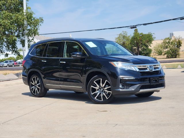 2022 Honda Pilot Touring 8-Passenger FWD photo