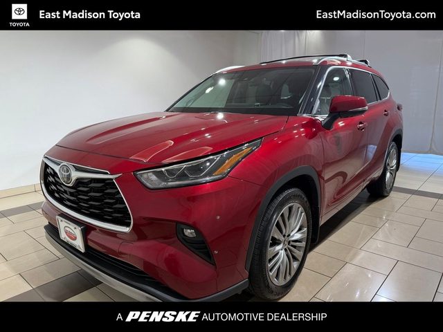 2022 Toyota Highlander Platinum AWD photo