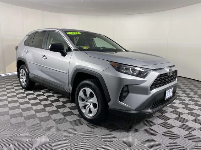 2022 Toyota RAV4 LE AWD photo