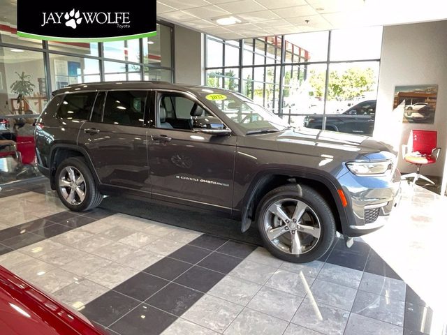 2022 Jeep Grand Cherokee L Limited 4WD photo