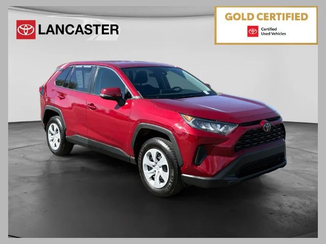 2022 Toyota RAV4 LE AWD photo