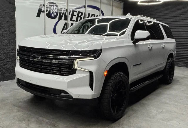 2022 Chevrolet Suburban RST 4WD photo