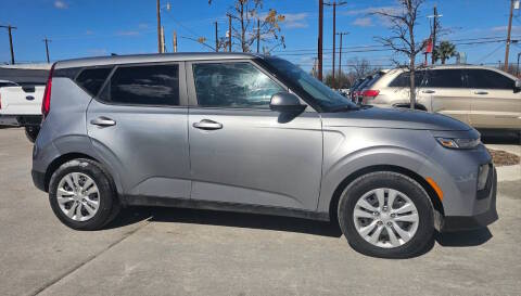 2022 Kia Soul LX FWD photo