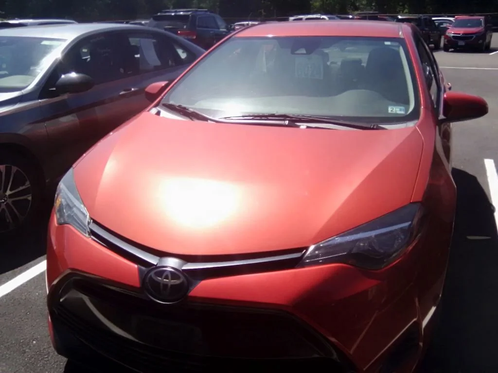2019 Toyota Corolla LE FWD photo