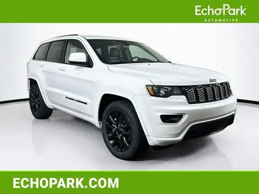 2022 Jeep Grand Cherokee Laredo X RWD photo
