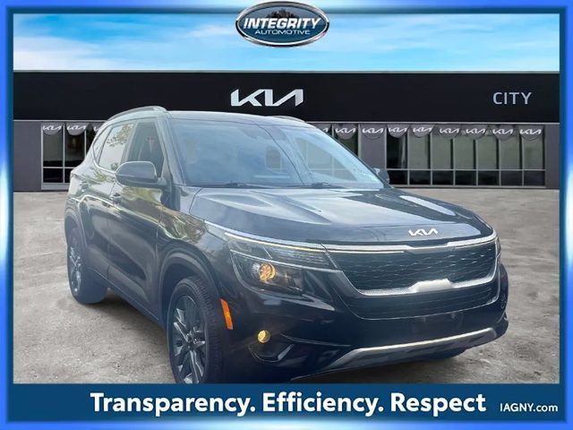 2022 Kia Seltos S AWD photo
