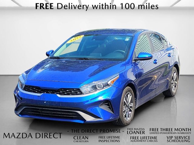 2022 Kia Forte LXS FWD photo