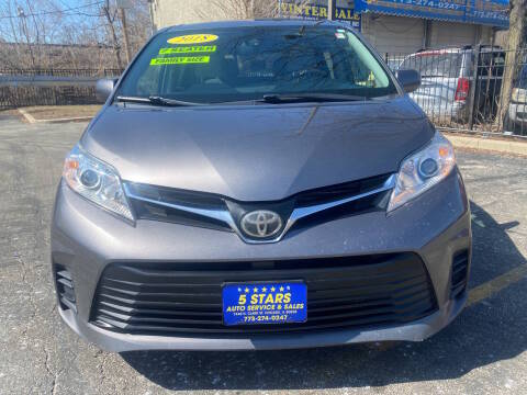 2018 Toyota Sienna LE AWD photo