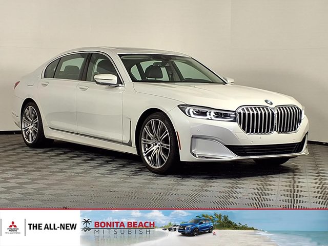 2022 BMW 7 Series 740i RWD photo