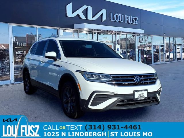 2022 Volkswagen Tiguan SE FWD photo