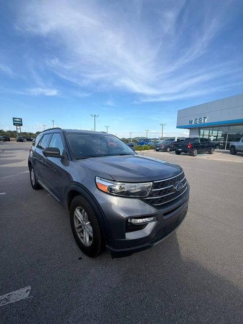 2022 Ford Explorer XLT RWD photo