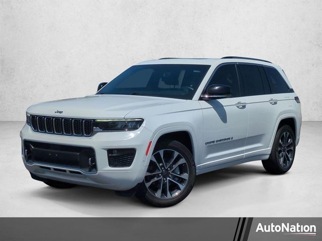 2022 Jeep Grand Cherokee Overland 4WD photo