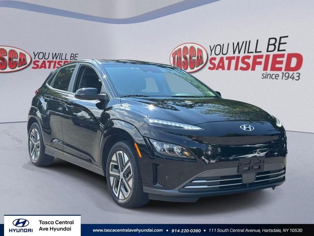 2022 Hyundai Kona Limited FWD photo