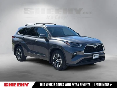 2022 Toyota Highlander Hybrid XLE AWD photo