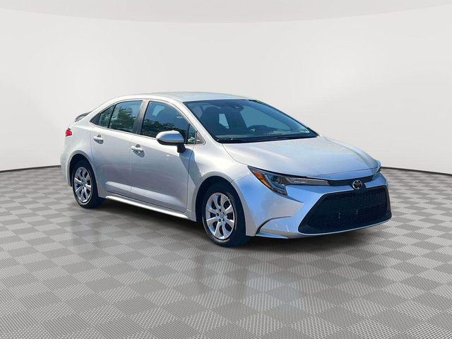 2022 Toyota Corolla LE FWD photo