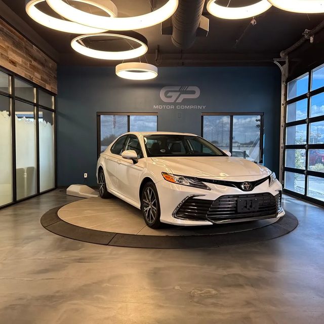 2022 Toyota Camry XLE AWD photo