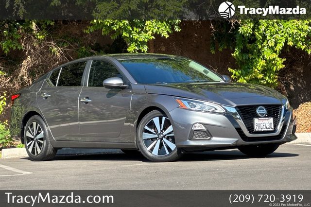 2022 Nissan Altima 2.5 SV FWD photo