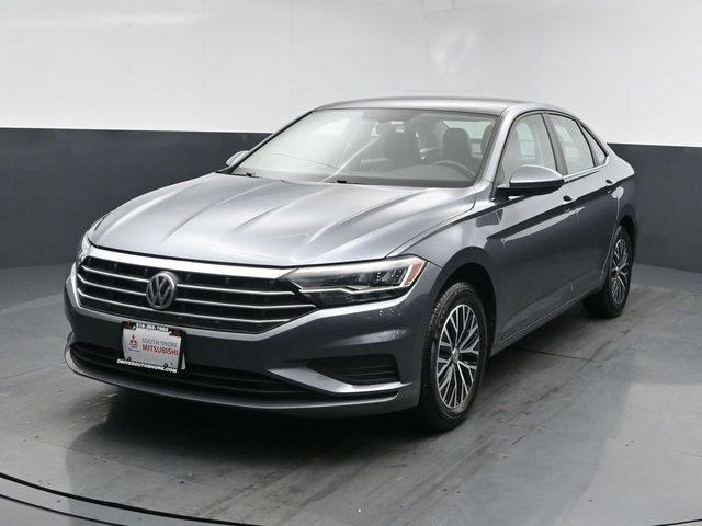 2021 Volkswagen Jetta SE FWD photo