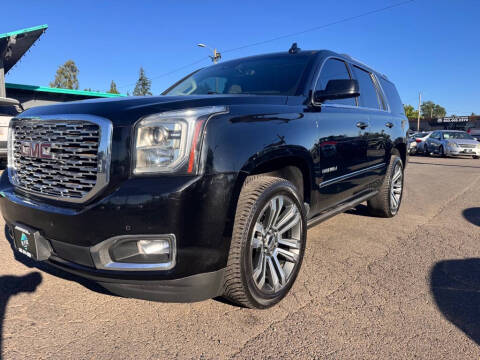 2018 GMC Yukon Denali 4WD photo