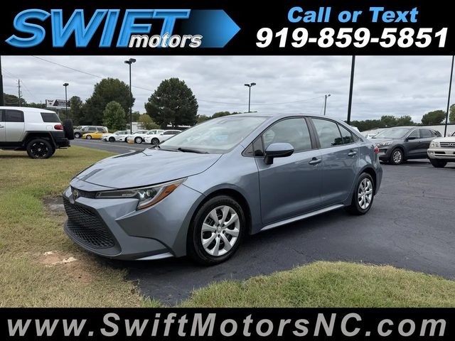 2022 Toyota Corolla LE FWD photo