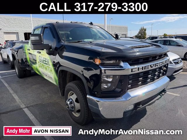 2022 Chevrolet Silverado 3500HD LT 4WD photo
