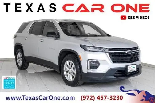 2022 Chevrolet Traverse LS AWD photo