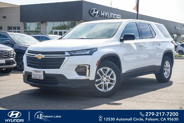 2022 Chevrolet Traverse LS FWD photo