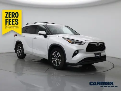 2022 Toyota Highlander Hybrid XLE AWD photo