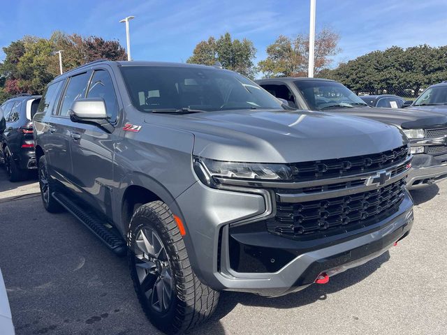 2022 Chevrolet Suburban Z71 4WD photo