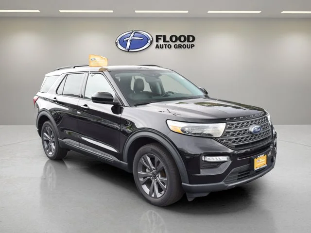 2022 Ford Explorer XLT 4WD photo