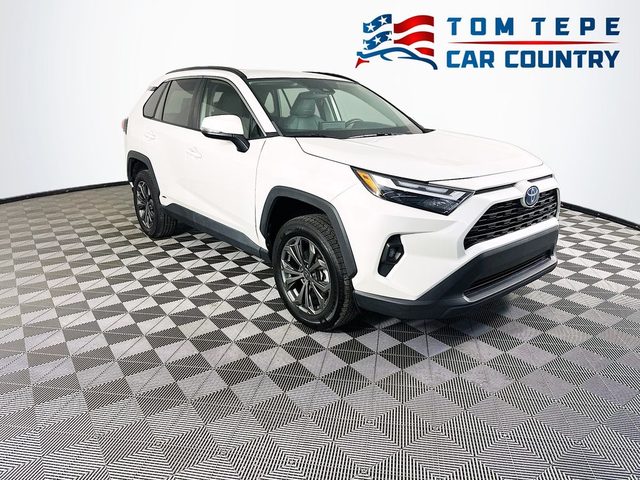 2022 Toyota RAV4 Hybrid XLE Premium AWD photo