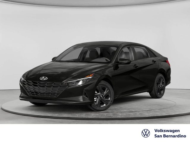 2022 Hyundai Elantra SEL FWD photo