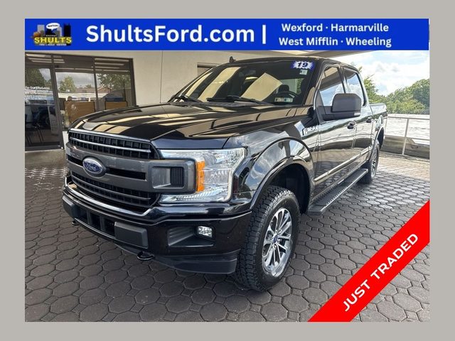 2019 Ford F-150 XLT 4WD photo