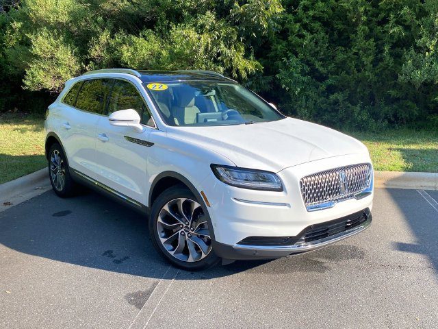 2022 Lincoln Nautilus Reserve FWD photo