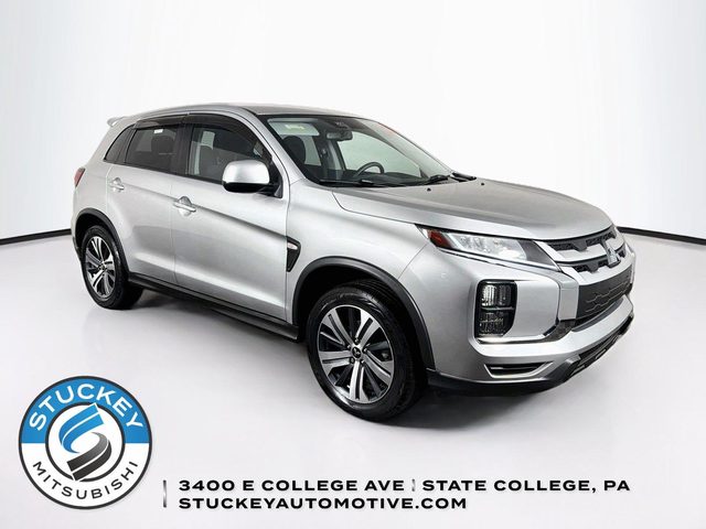 2022 Mitsubishi Outlander Sport ES 4WD photo