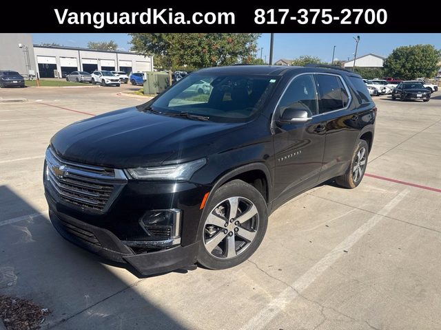 2022 Chevrolet Traverse LT Leather FWD photo