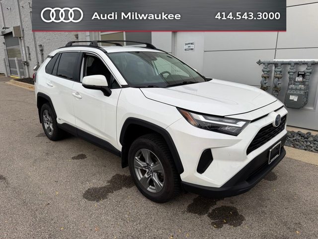 2022 Toyota RAV4 Hybrid XLE AWD photo