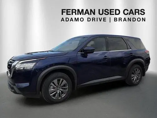 2022 Nissan Pathfinder S FWD photo