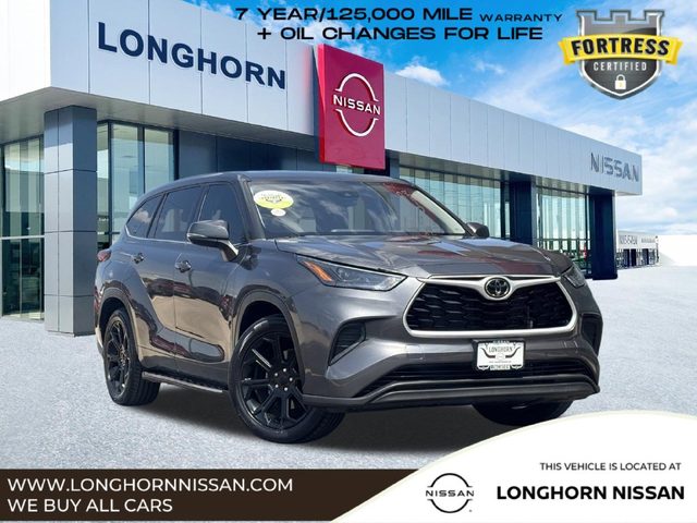 2022 Toyota Highlander L FWD photo