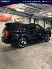 2022 GMC Yukon AT4 4WD photo