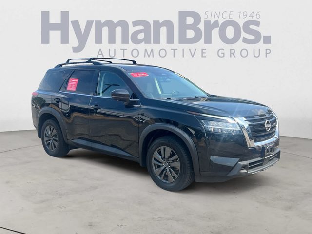2022 Nissan Pathfinder SV 4WD photo