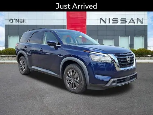 2022 Nissan Pathfinder SV 4WD photo