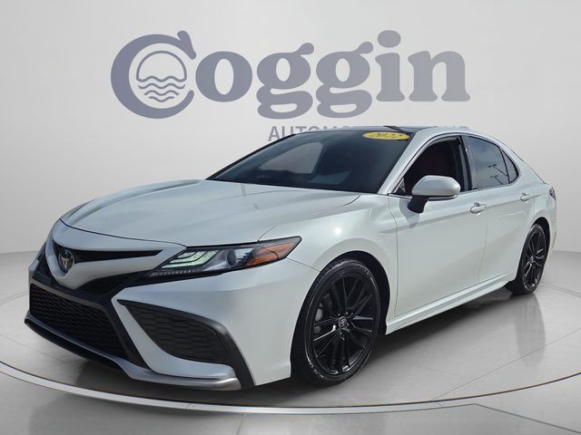2022 Toyota Camry XSE FWD photo