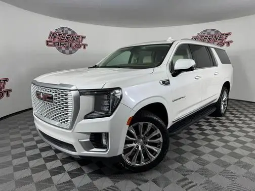 2022 GMC Yukon XL Denali 4WD photo