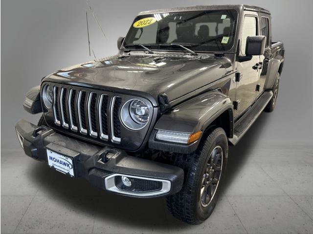 2022 Jeep Gladiator Overland 4WD photo