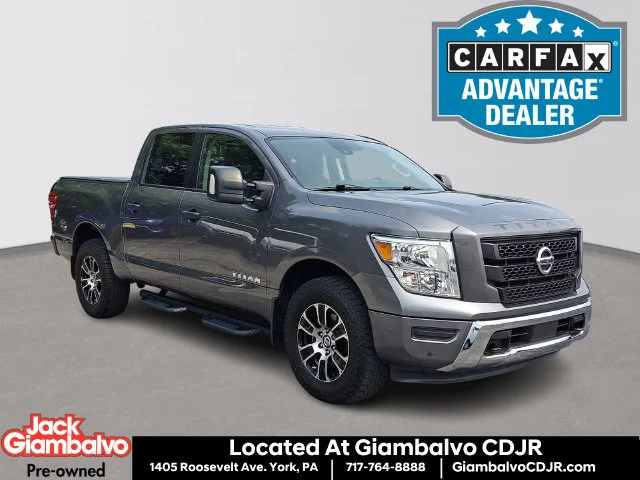 2022 Nissan Titan SV 4WD photo