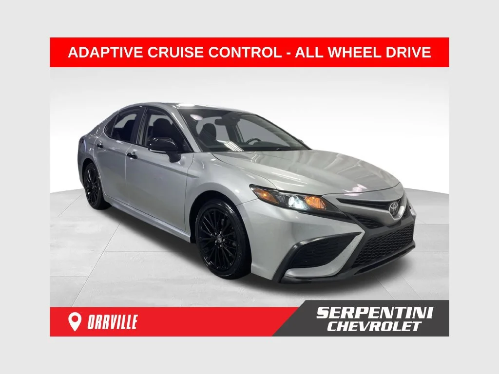 2022 Toyota Camry SE Nightshade AWD photo